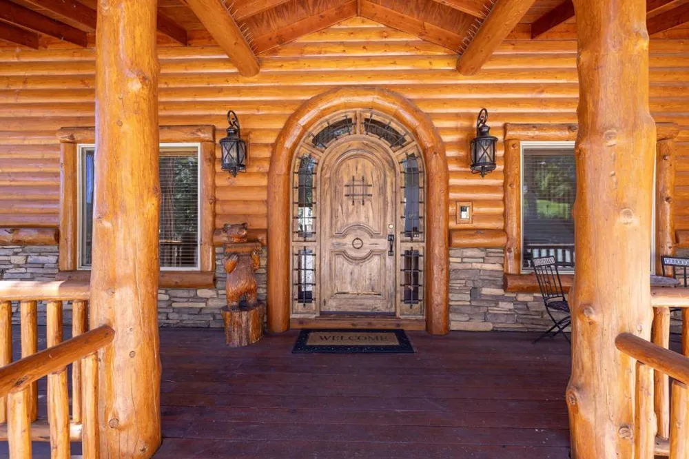 39737 Flicker Road Fawnskin, CA 92333
