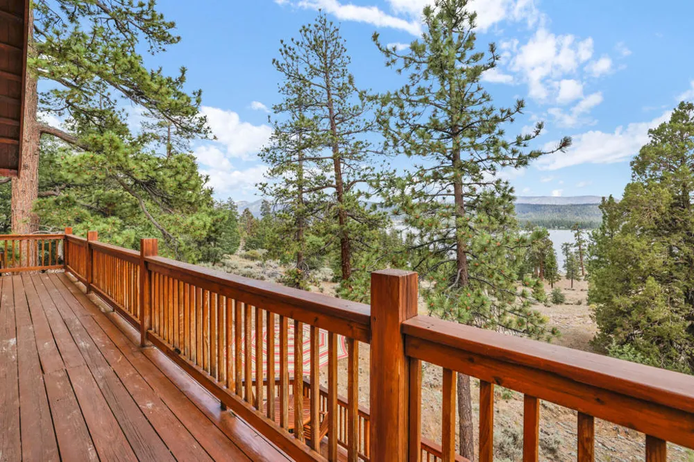 39737 Flicker Road Fawnskin, CA 92333