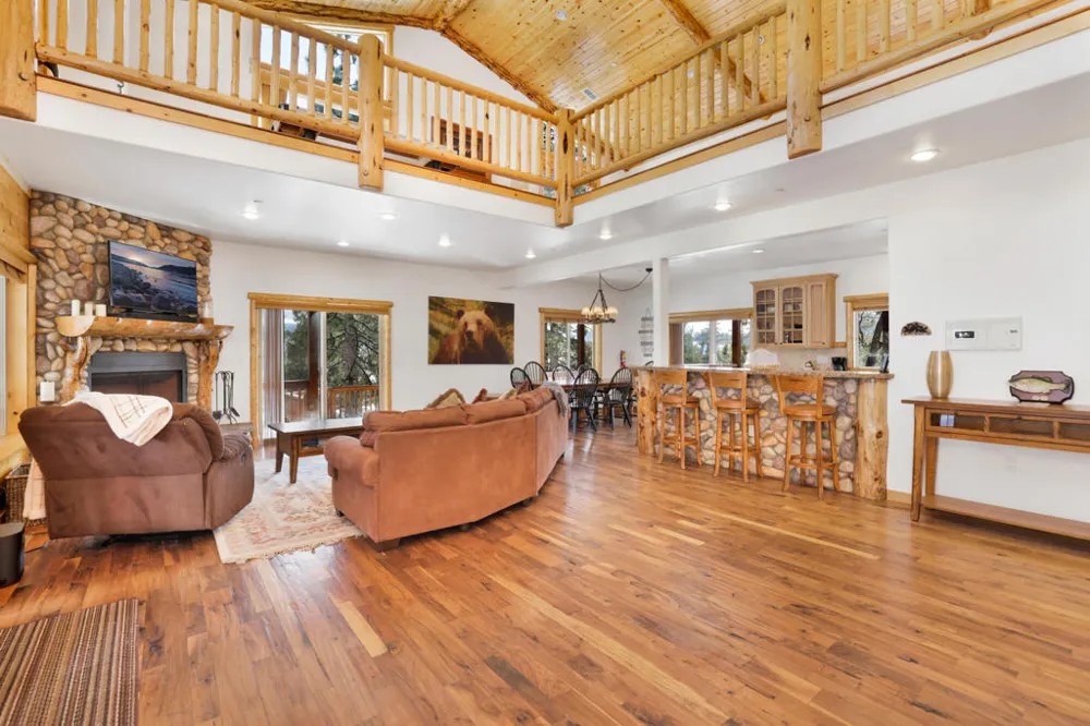 39737 Flicker Road Fawnskin, CA 92333