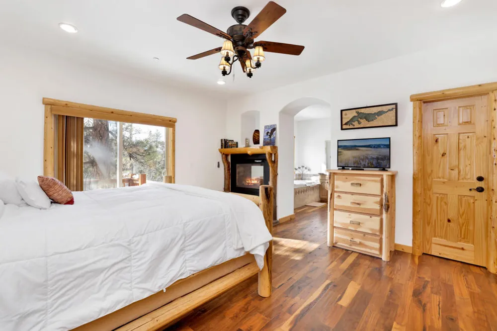 39737 Flicker Road Fawnskin, CA 92333