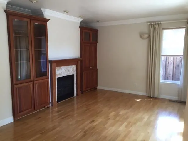 3735 Redwood Circle Palo Alto, CA 94306