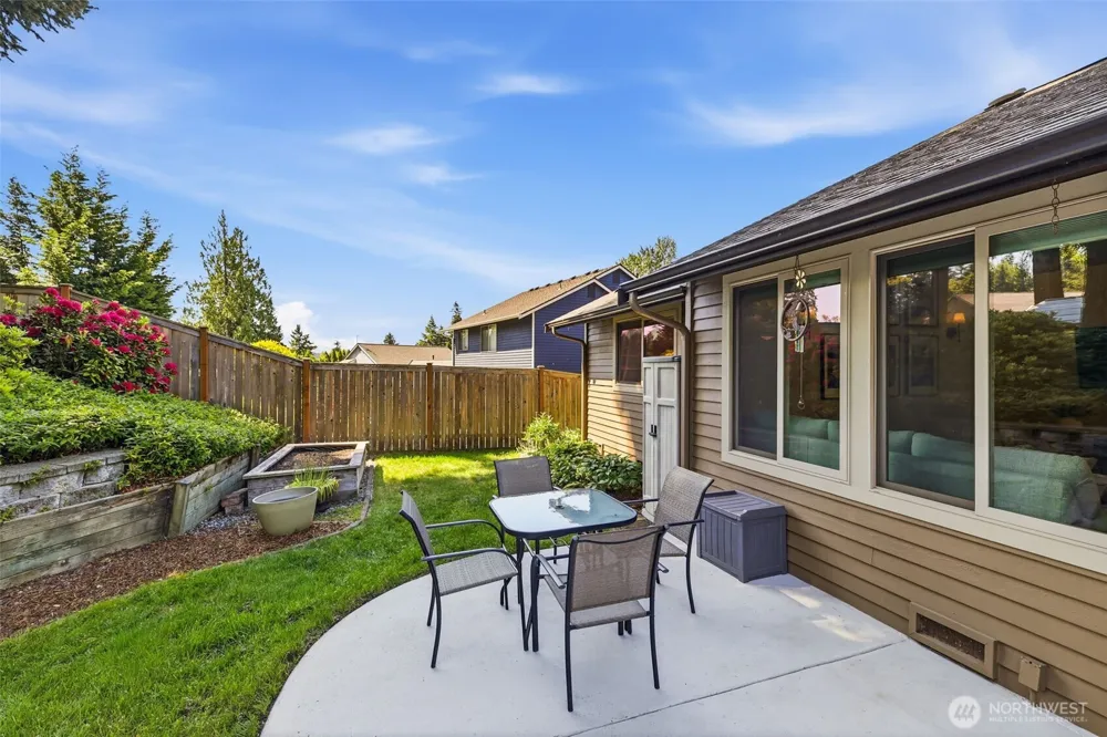 19808 137th Avenue SE Renton, WA 98058