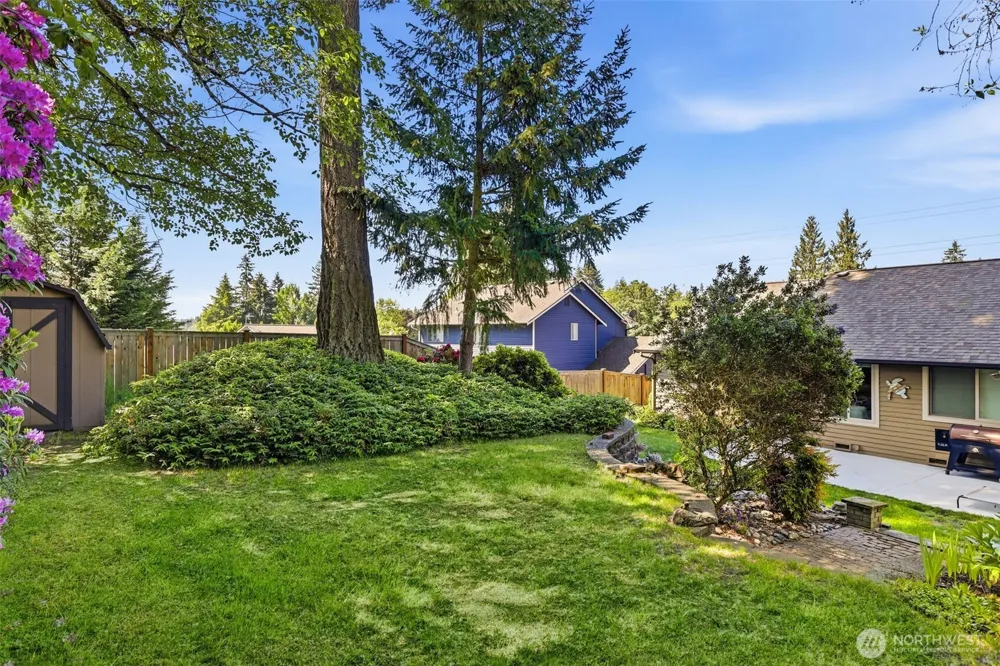 19808 137th Avenue SE Renton, WA 98058