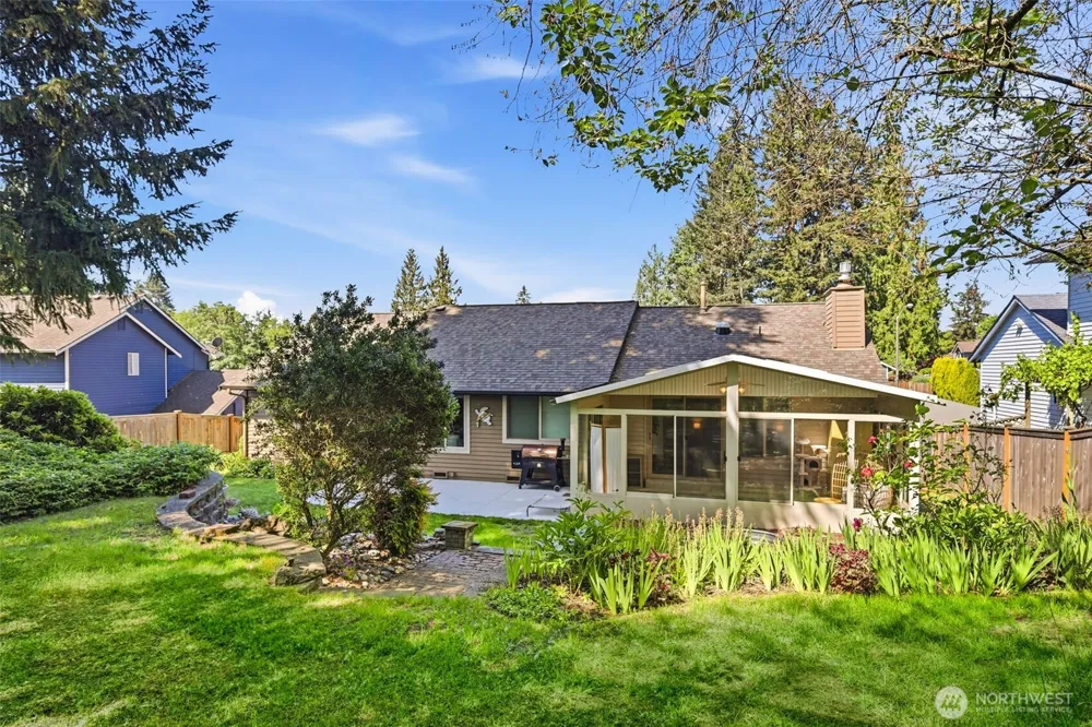 19808 137th Avenue SE Renton, WA 98058