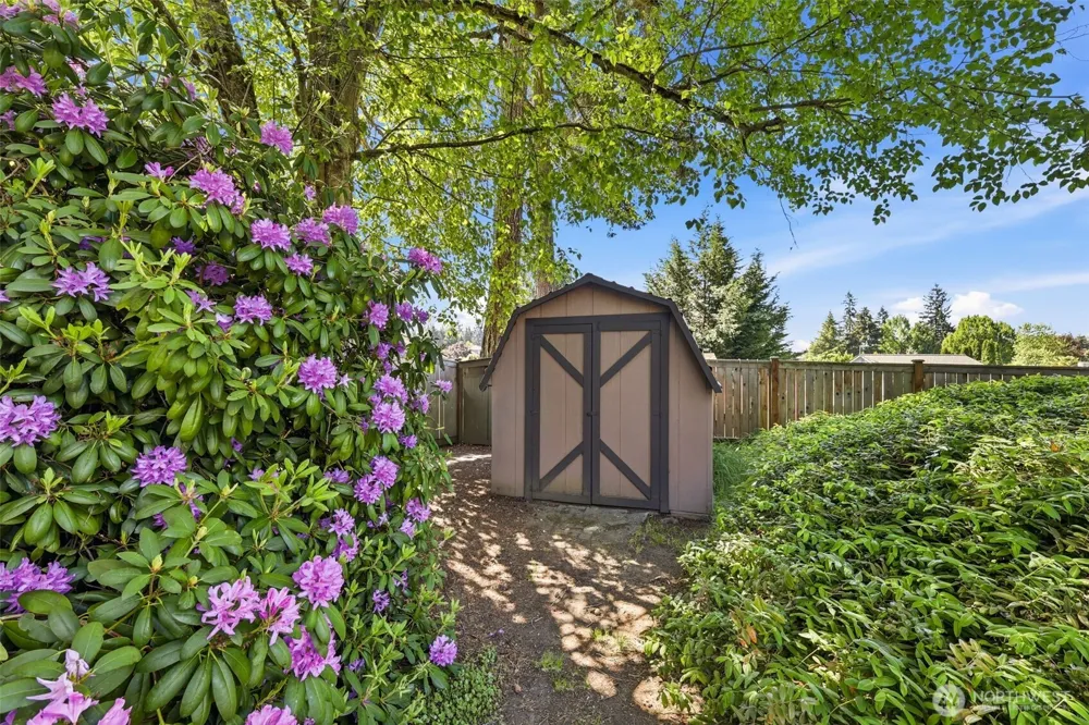 19808 137th Avenue SE Renton, WA 98058