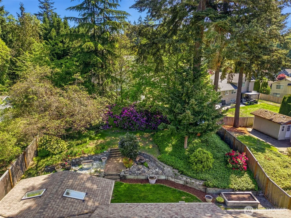 19808 137th Avenue SE Renton, WA 98058