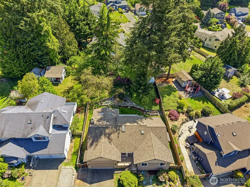 19808 137th Avenue SE Renton, WA 98058