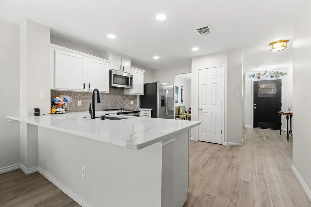 18200 Canopy Lane Manor, TX 78653