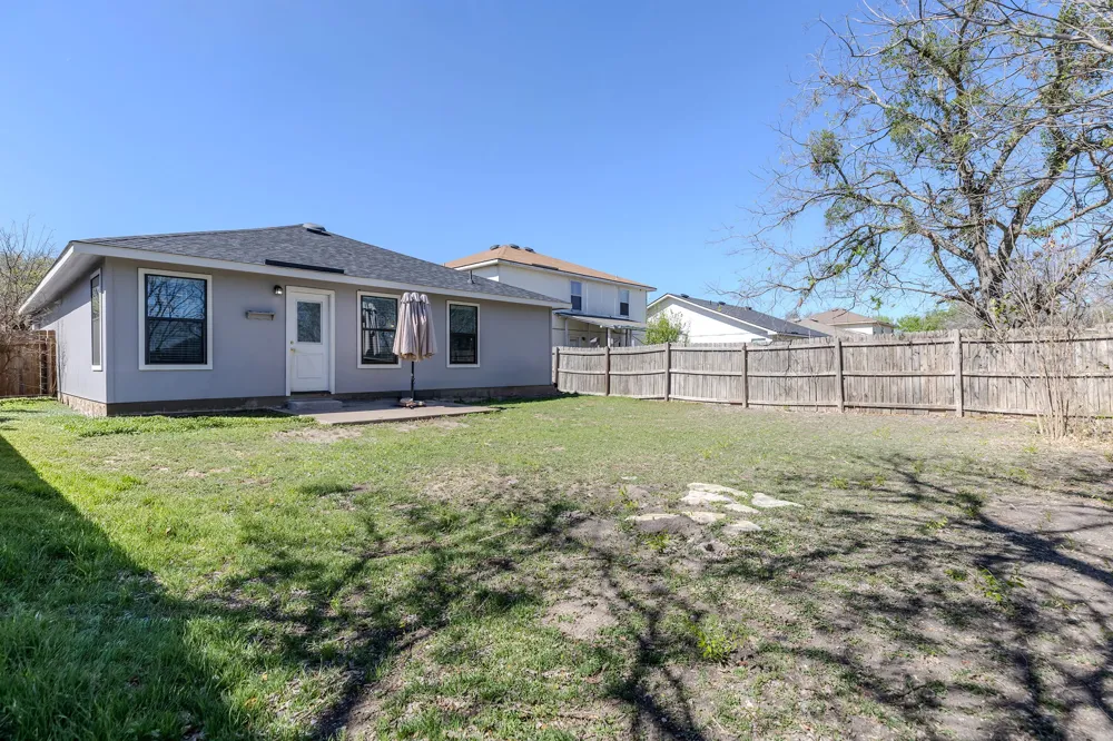 18200 Canopy Lane Manor, TX 78653