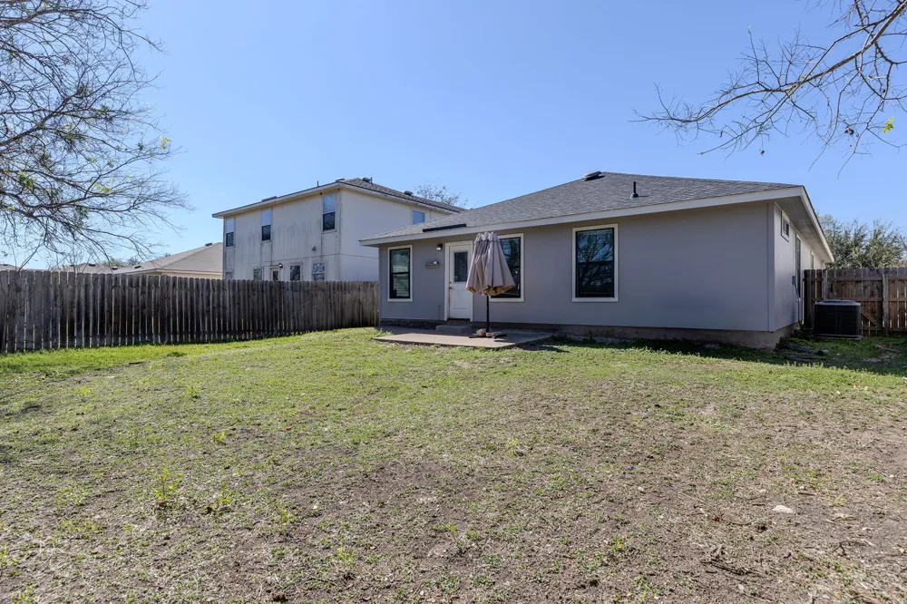 18200 Canopy Lane Manor, TX 78653