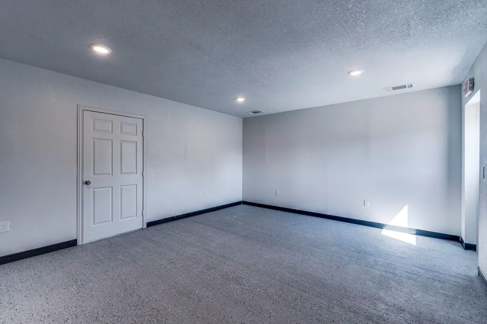 3026 S Highway 77 Waxahachie, TX 75165