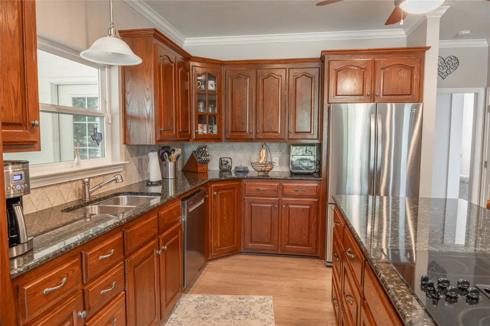 111 Spring Creek Street Waco, TX 76705