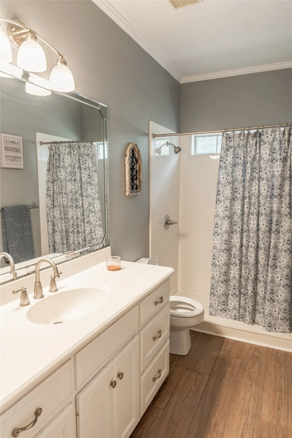 111 Spring Creek Street Waco, TX 76705