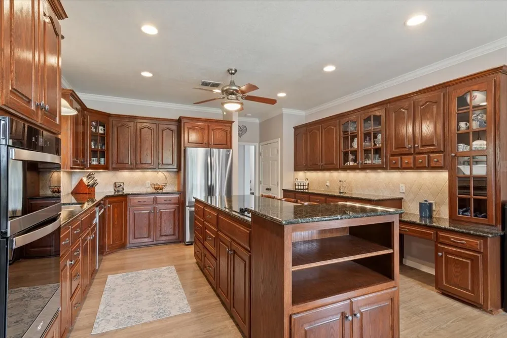 111 Spring Creek Street Waco, TX 76705