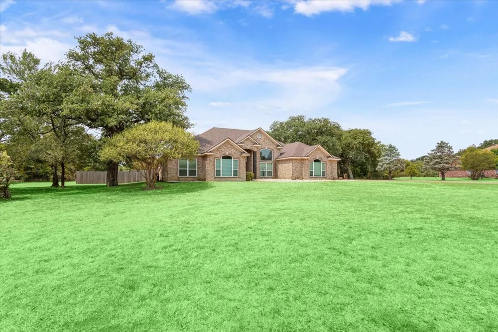 111 Spring Creek Street Waco, TX 76705