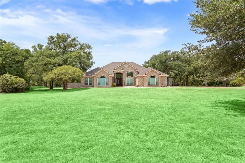 111 Spring Creek Street Waco, TX 76705