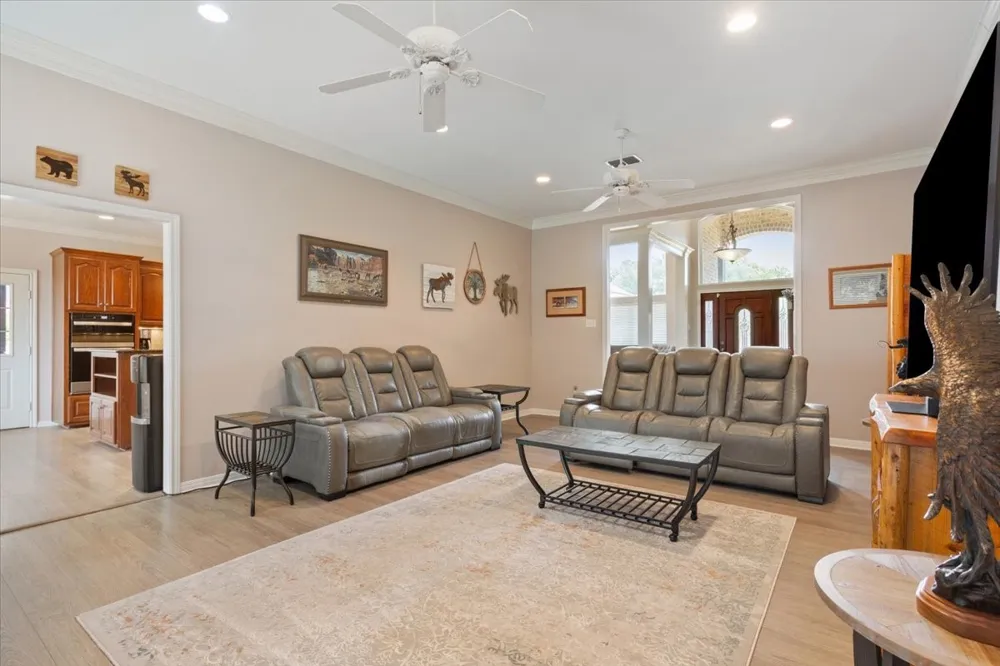 111 Spring Creek Street Waco, TX 76705