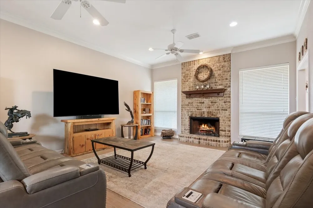 111 Spring Creek Street Waco, TX 76705