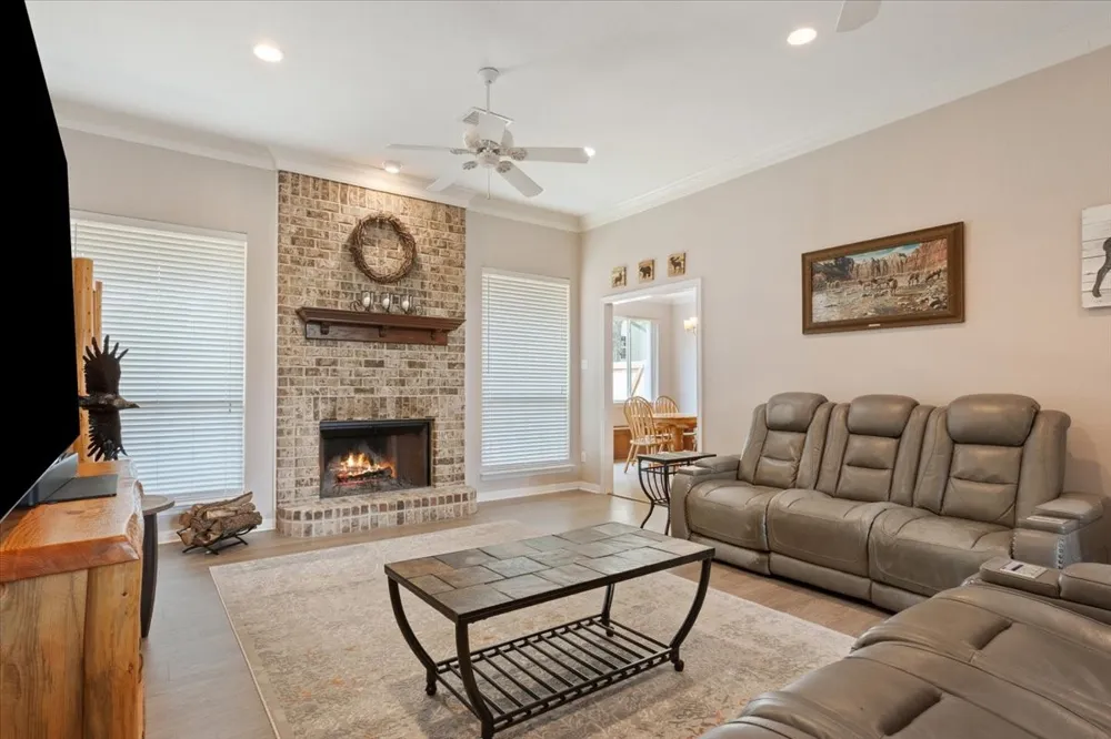 111 Spring Creek Street Waco, TX 76705