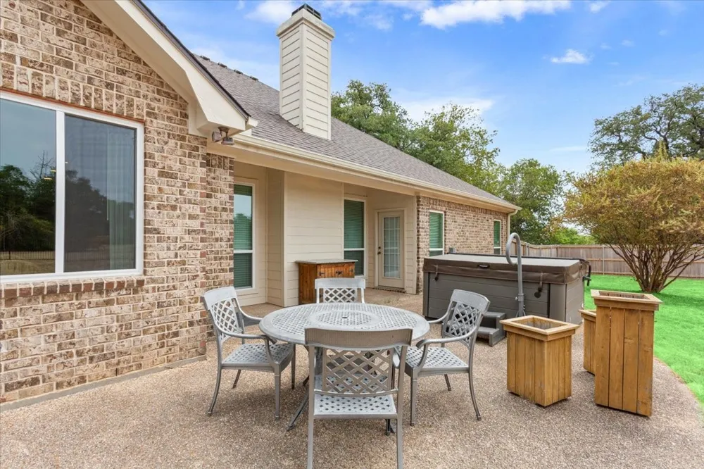 111 Spring Creek Street Waco, TX 76705