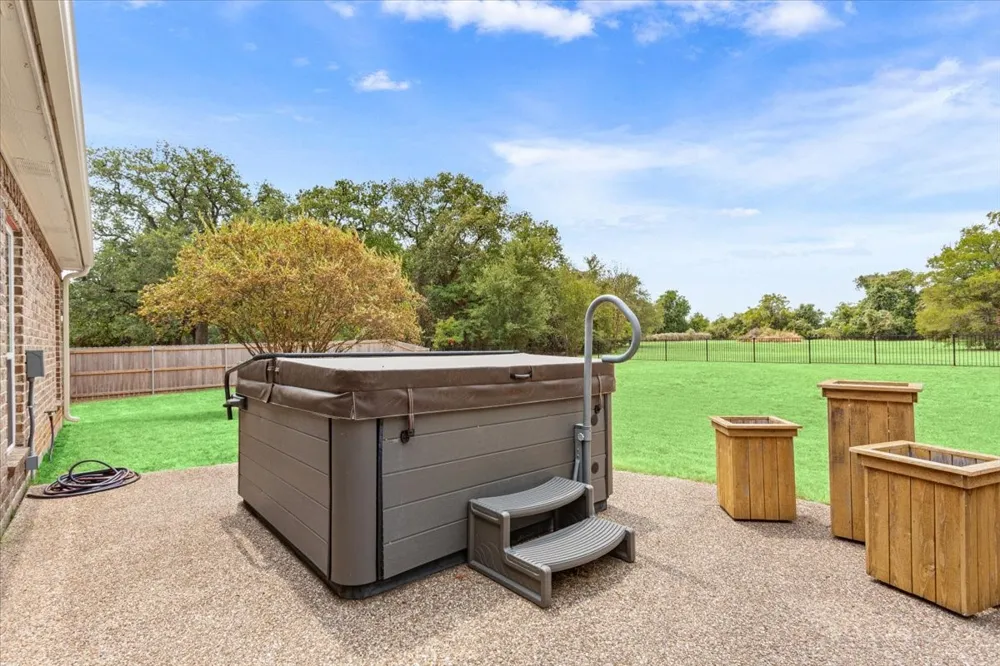 111 Spring Creek Street Waco, TX 76705
