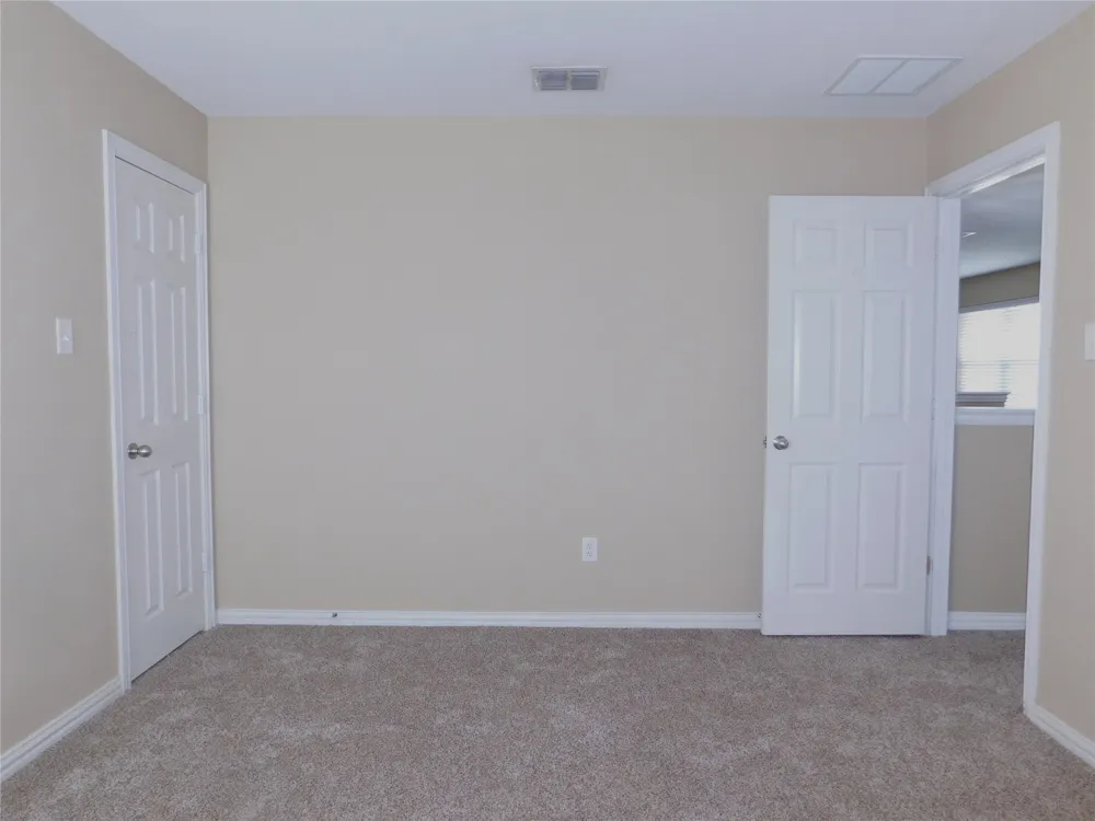 316 Hummingbird Drive Little Elm, TX 75068