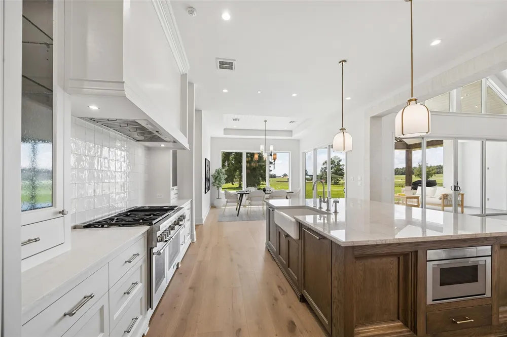 2418 Emerie Arbor Lane Hockley, TX 77447