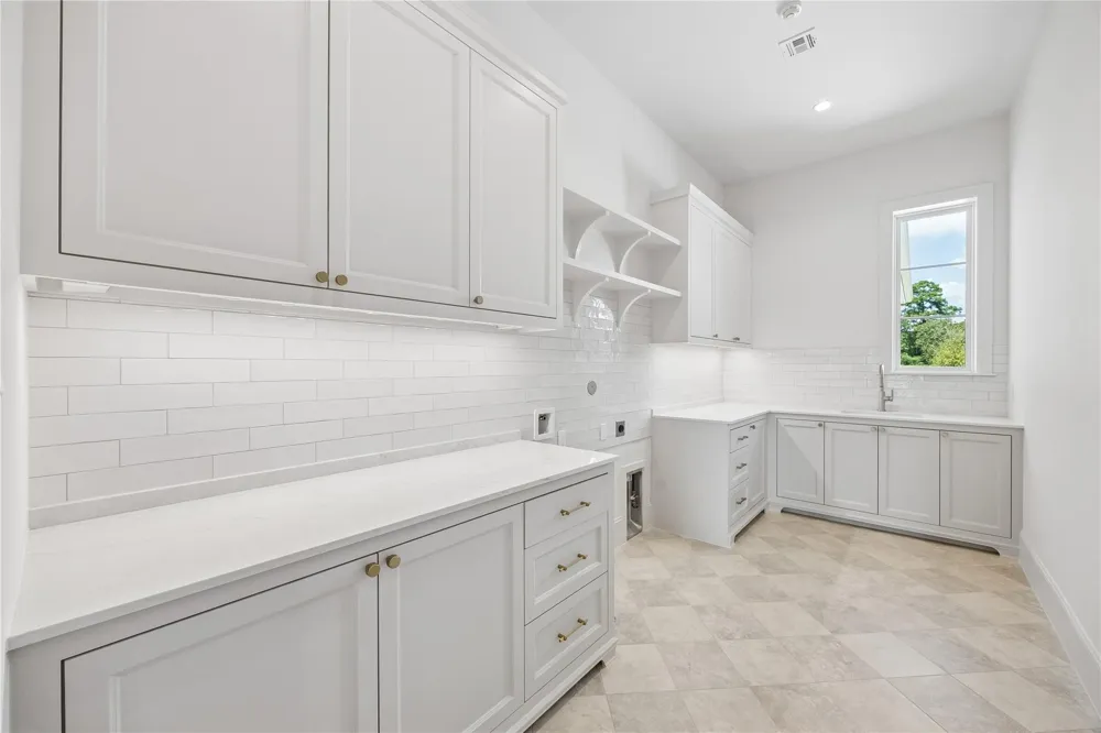 2418 Emerie Arbor Lane Hockley, TX 77447