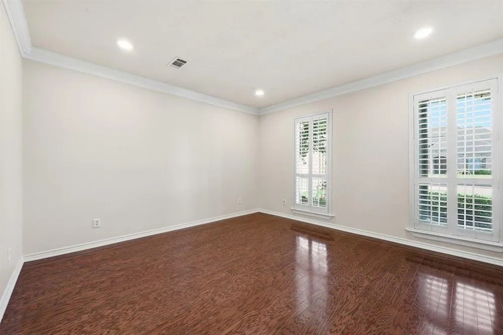 6335 Claybourn Drive Beaumont, TX 77706