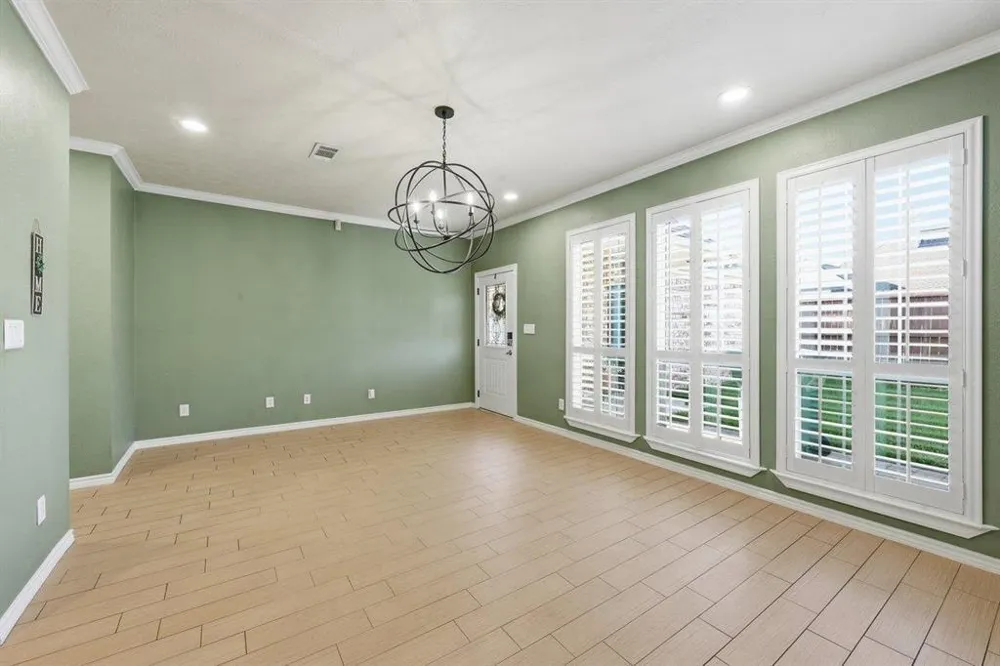 6335 Claybourn Drive Beaumont, TX 77706