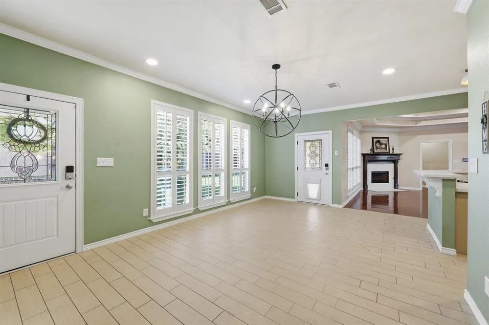 6335 Claybourn Drive Beaumont, TX 77706