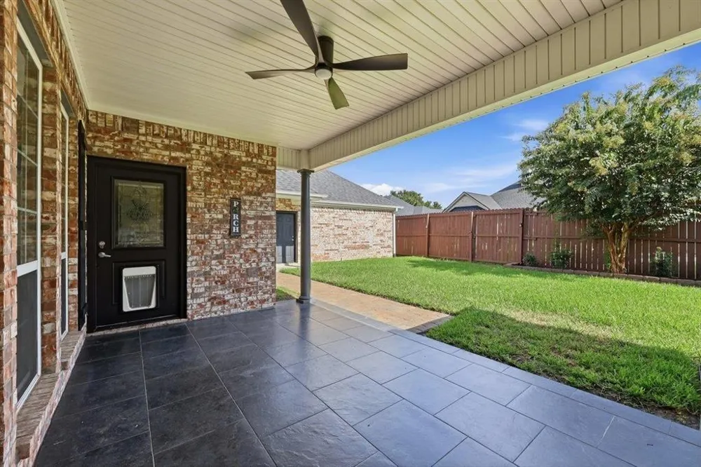 6335 Claybourn Drive Beaumont, TX 77706