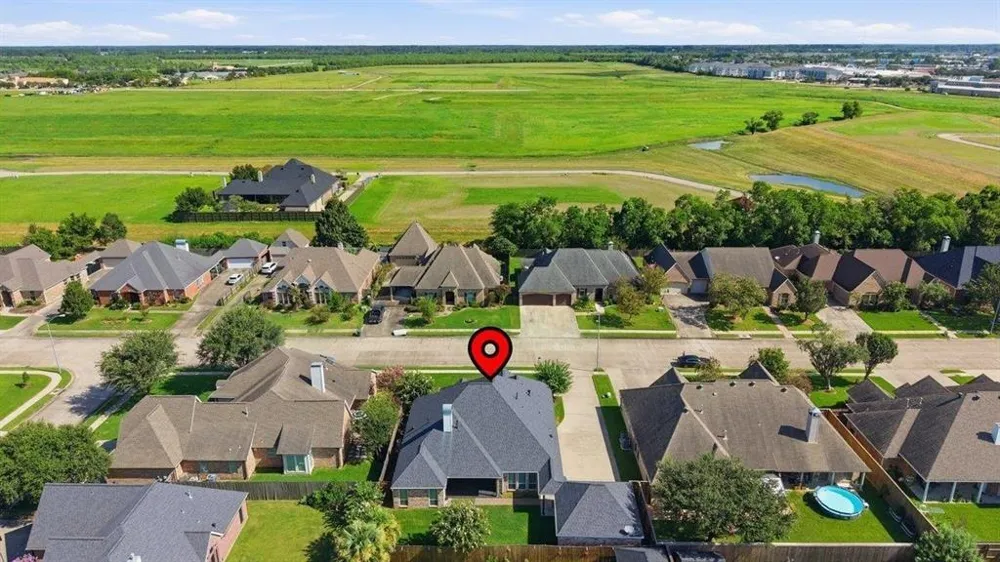 6335 Claybourn Drive Beaumont, TX 77706