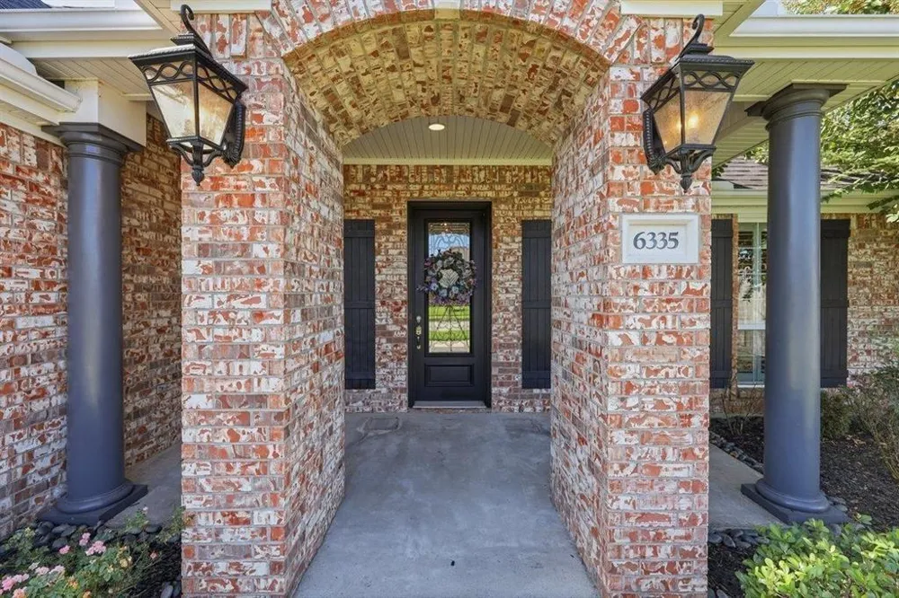 6335 Claybourn Drive Beaumont, TX 77706