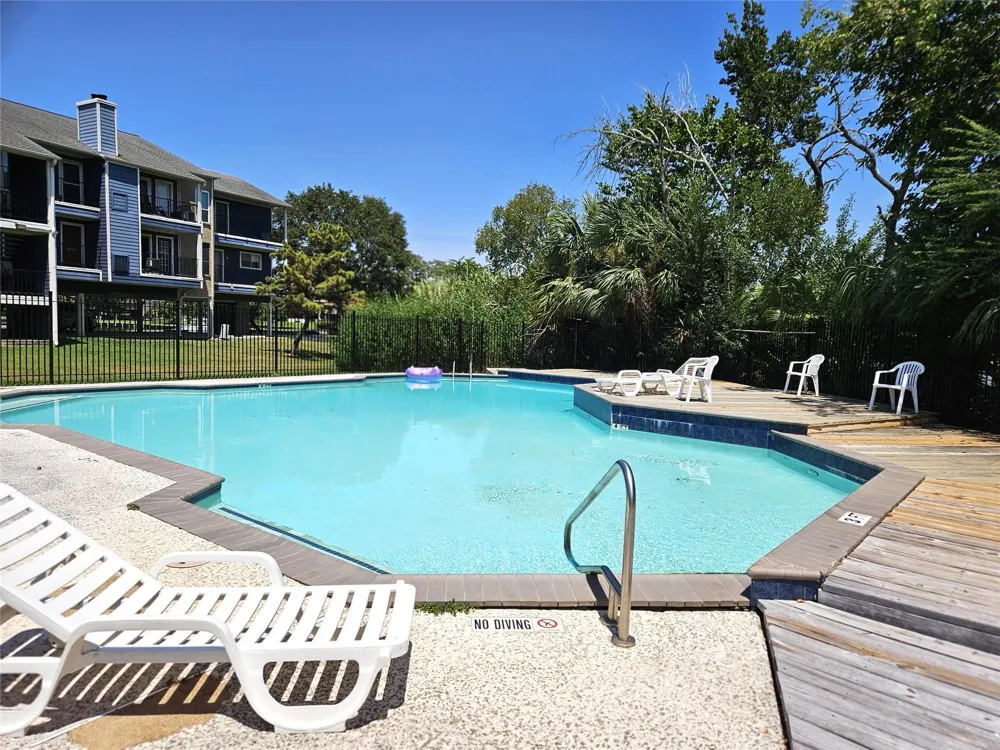 18617 Egret Bay Boulevard #507 Webster, TX 77058