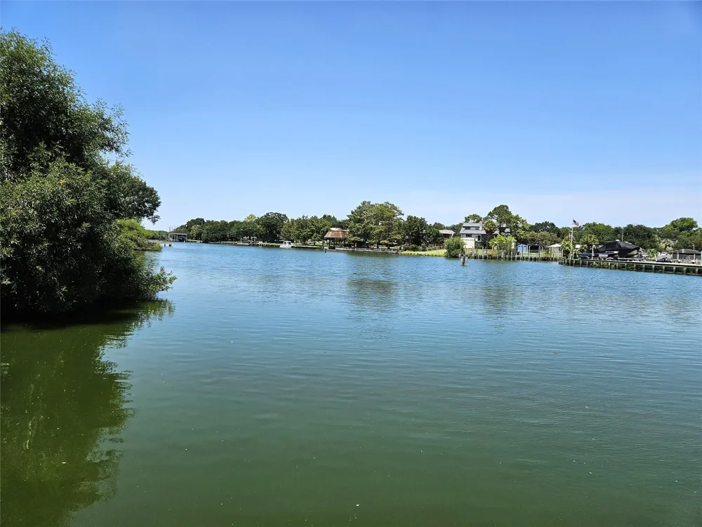 18617 Egret Bay Boulevard #507 Webster, TX 77058