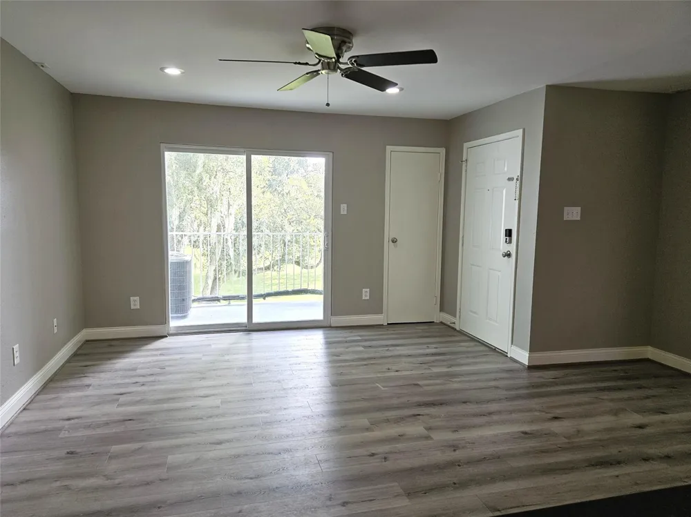18617 Egret Bay Boulevard #507 Webster, TX 77058