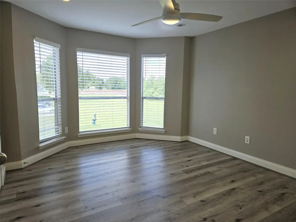 18617 Egret Bay Boulevard #507 Webster, TX 77058