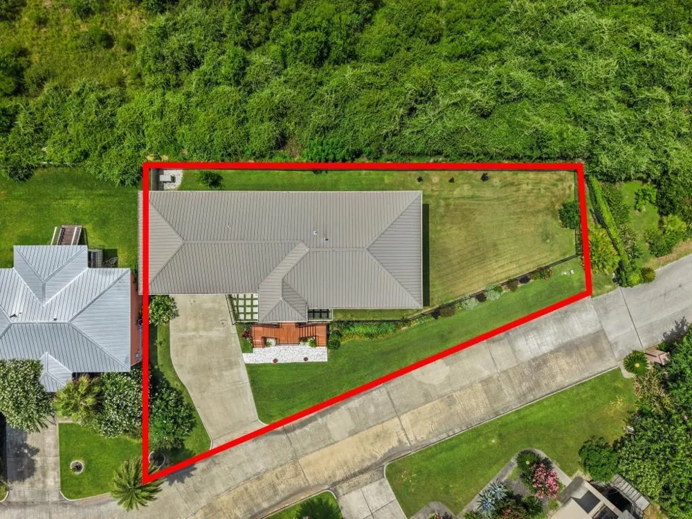 202 Debbie Lane San Leon, TX 77539