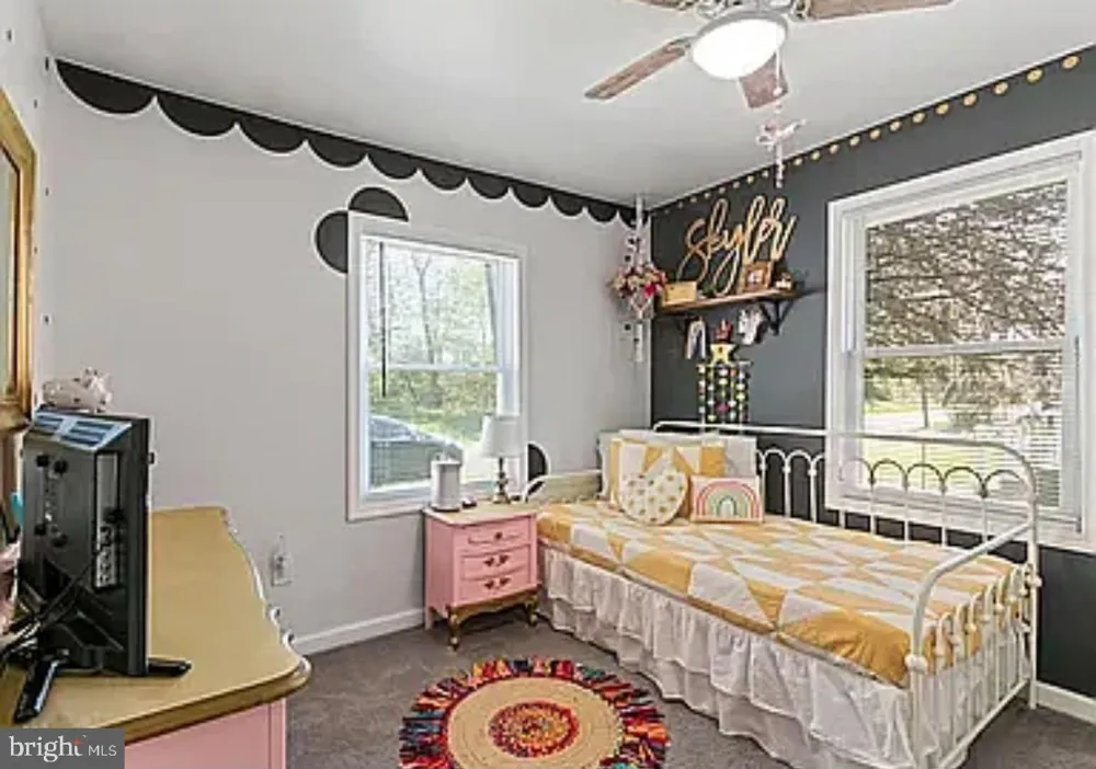 1 W POST ROAD Morrisville, PA 19067