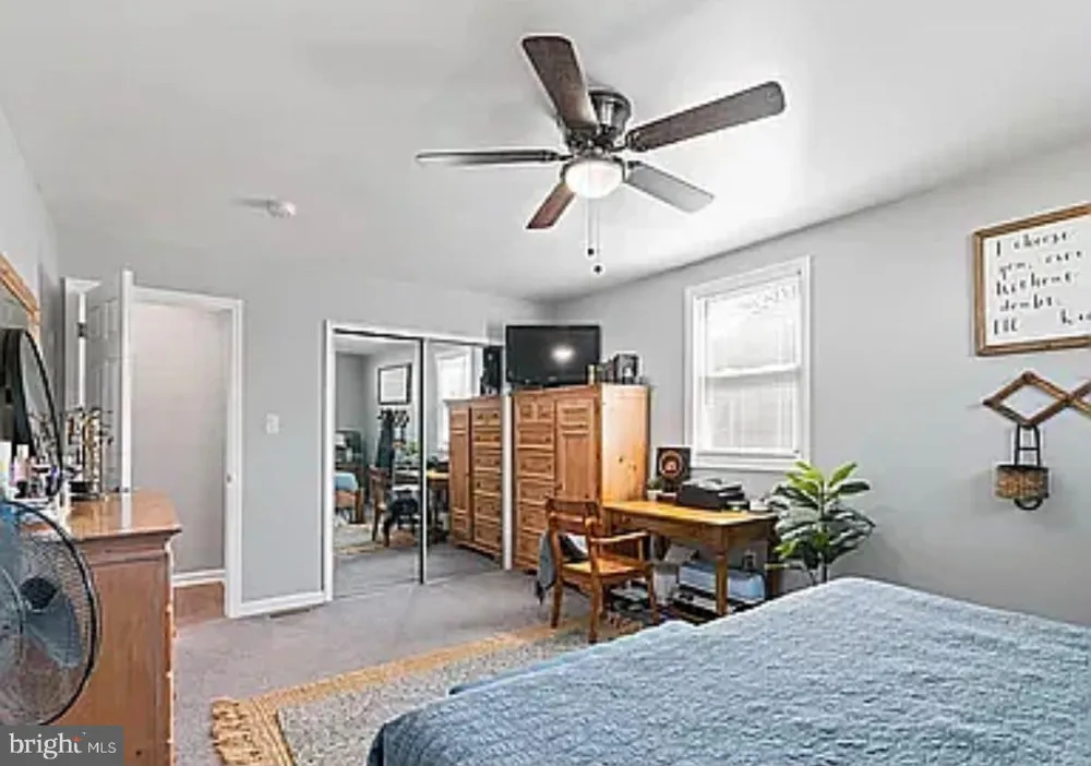 1 W POST ROAD Morrisville, PA 19067