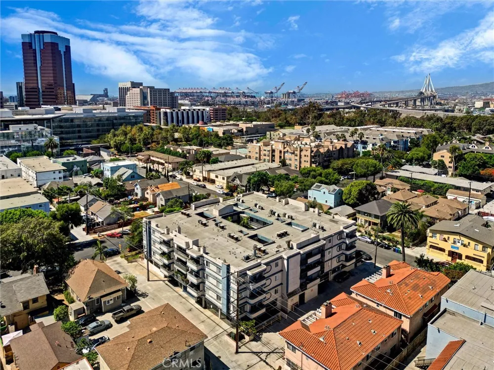 535 W 4th #201 Long Beach, CA 90802