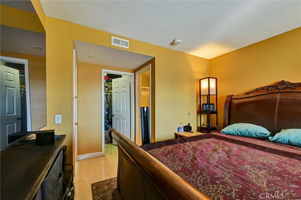 535 W 4th #201 Long Beach, CA 90802