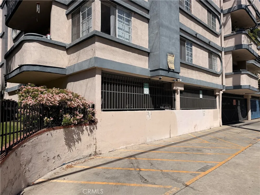 535 W 4th #201 Long Beach, CA 90802