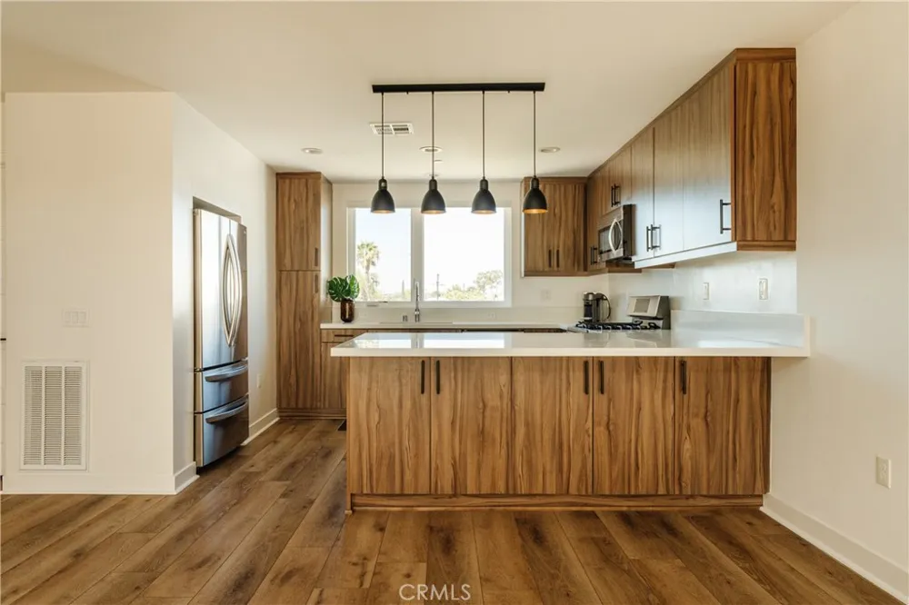 5623 Bella Blanco North Hollywood, CA 91601