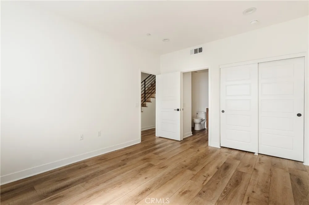 5623 Bella Blanco North Hollywood, CA 91601
