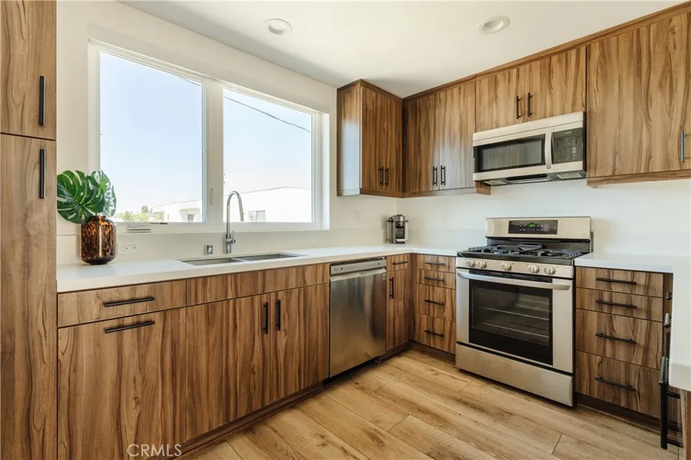 5623 Bella Blanco North Hollywood, CA 91601