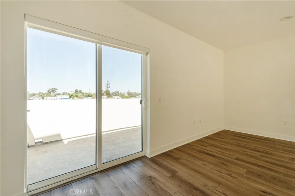 5623 Bella Blanco North Hollywood, CA 91601