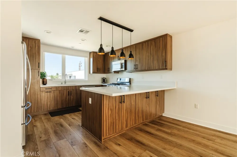 5623 Bella Blanco North Hollywood, CA 91601