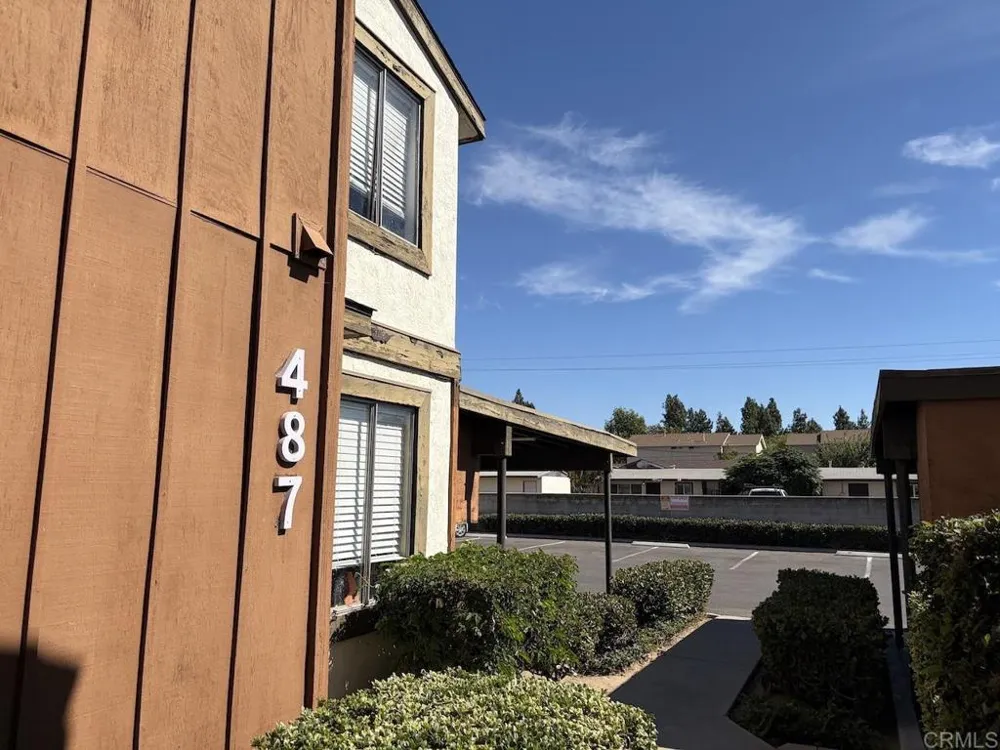 487 S Lincoln Avenue El Cajon, CA 92020